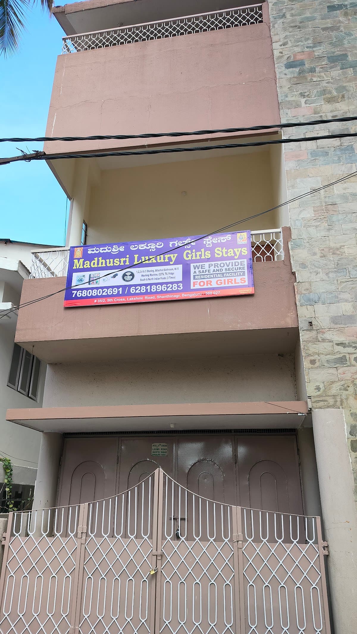 Madhusri Luxury Ladies PG