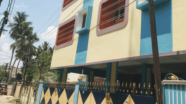 Hi Tech Womens Hostel