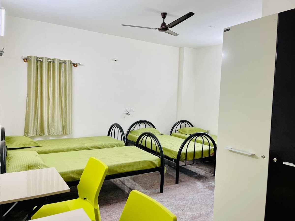 Tanishqa Living Speces Pg