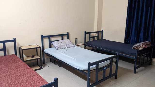 Shri Maruti Accommodation