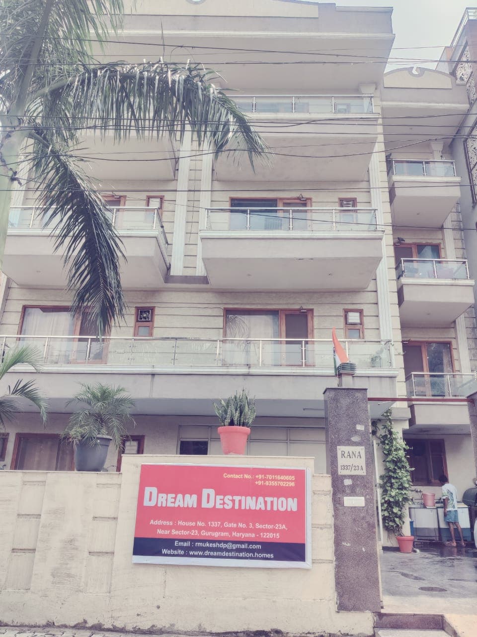 Dreams destination pg