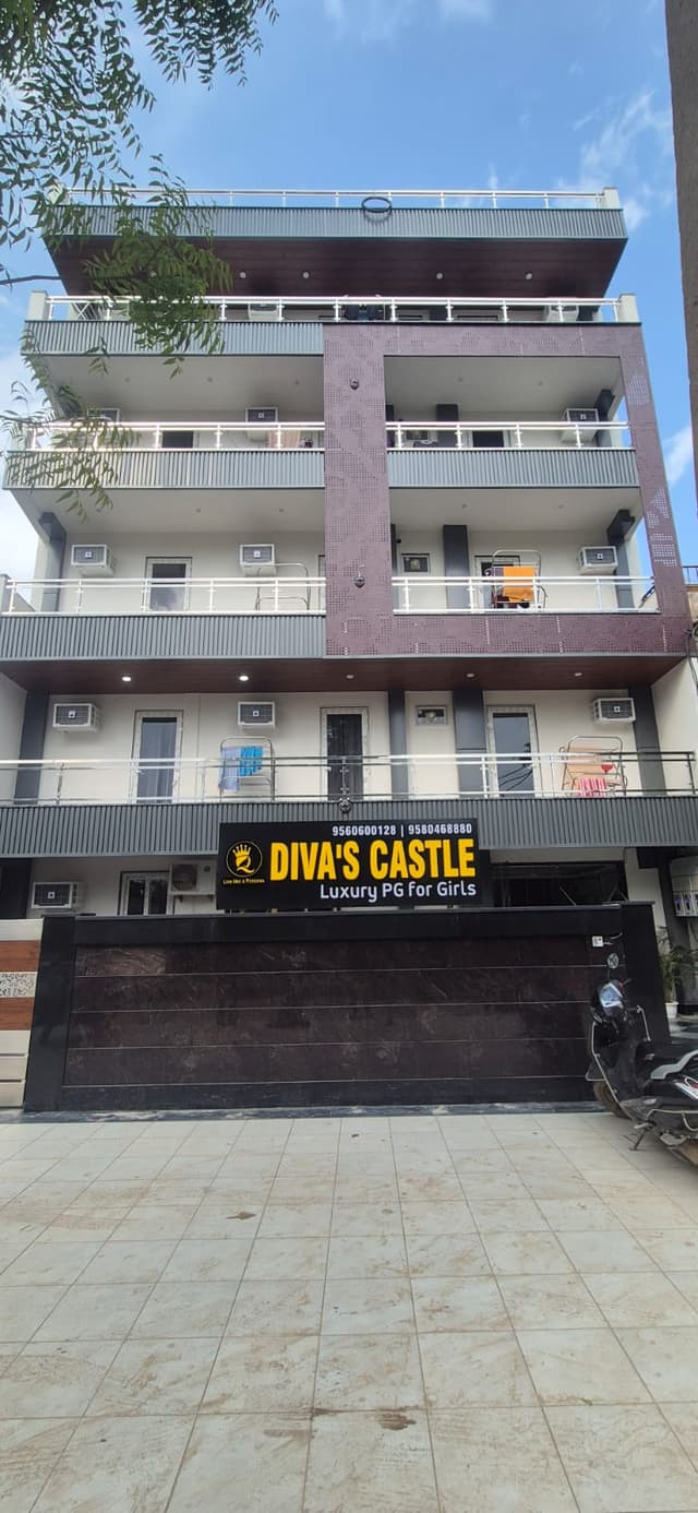 Diva's castle pg