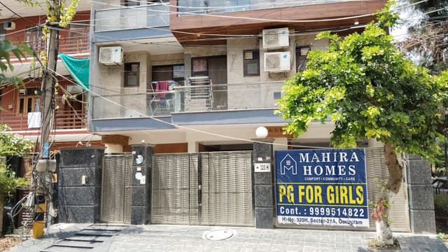 Mahira home pg