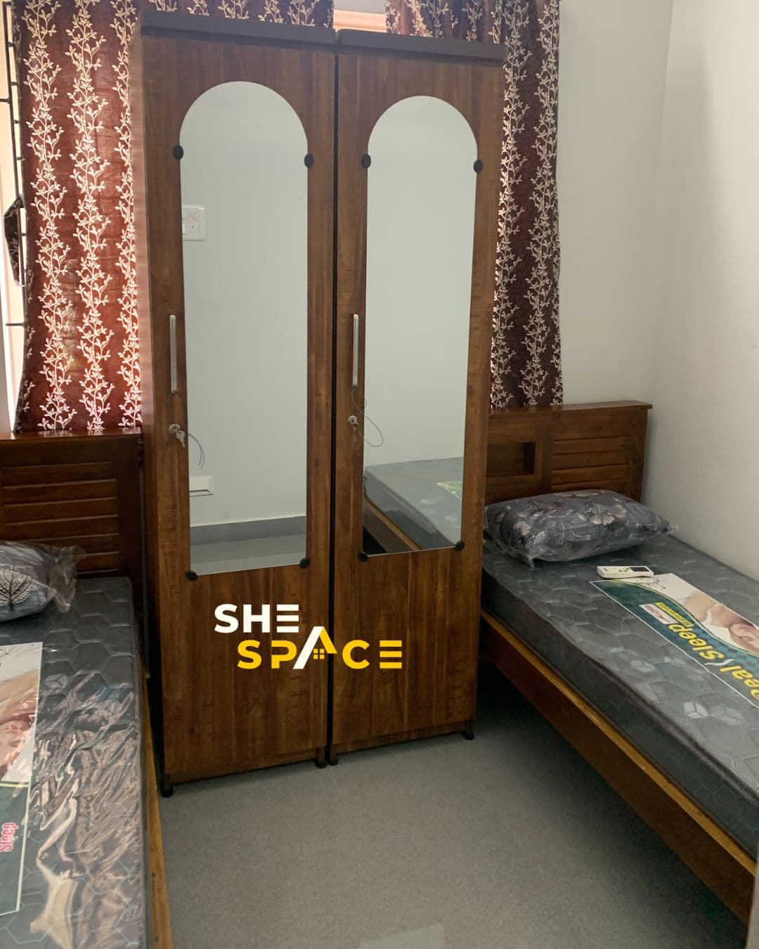 SHE Space Womens PG