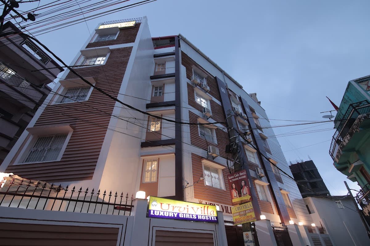 URVI VILLA | Luxury Girls Hostel in Ranchi