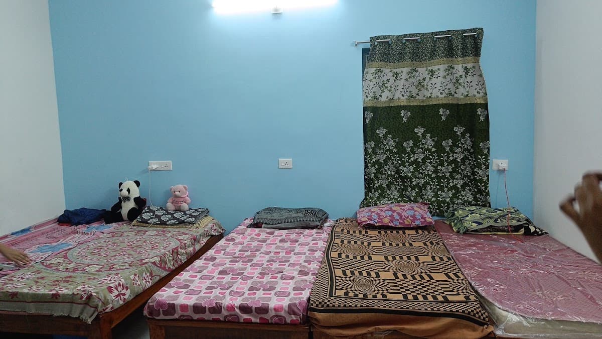 Yashitha Luxury Ladies PG