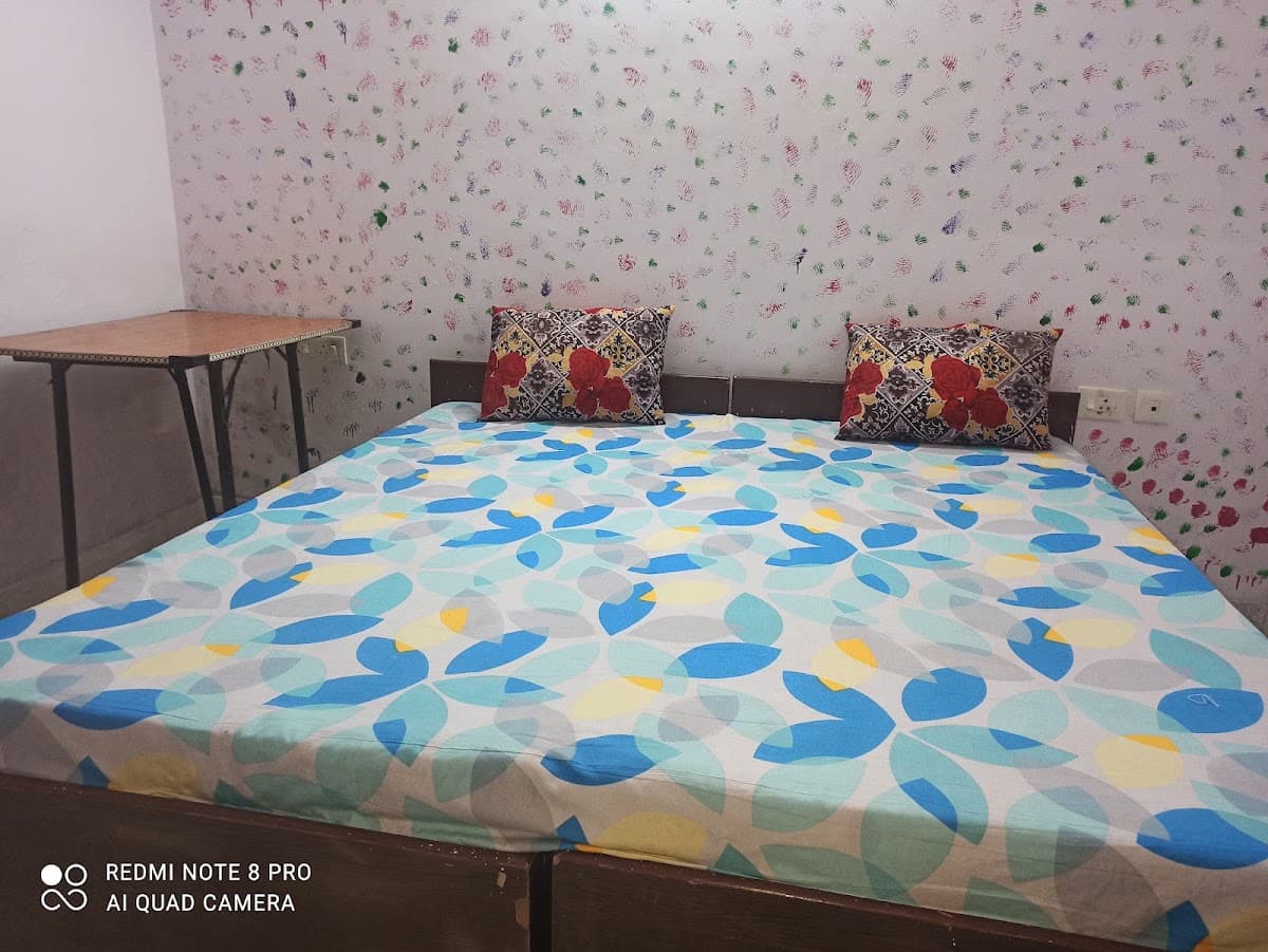 BLJ Home PG