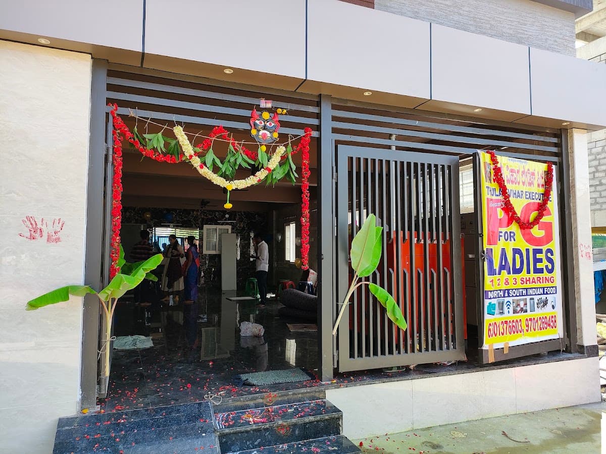 Thulasi vihar excutive luxury Pg