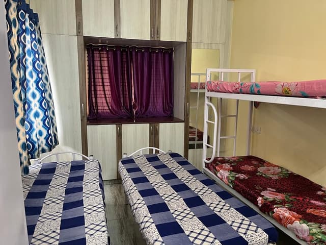 Eco hospitality women's