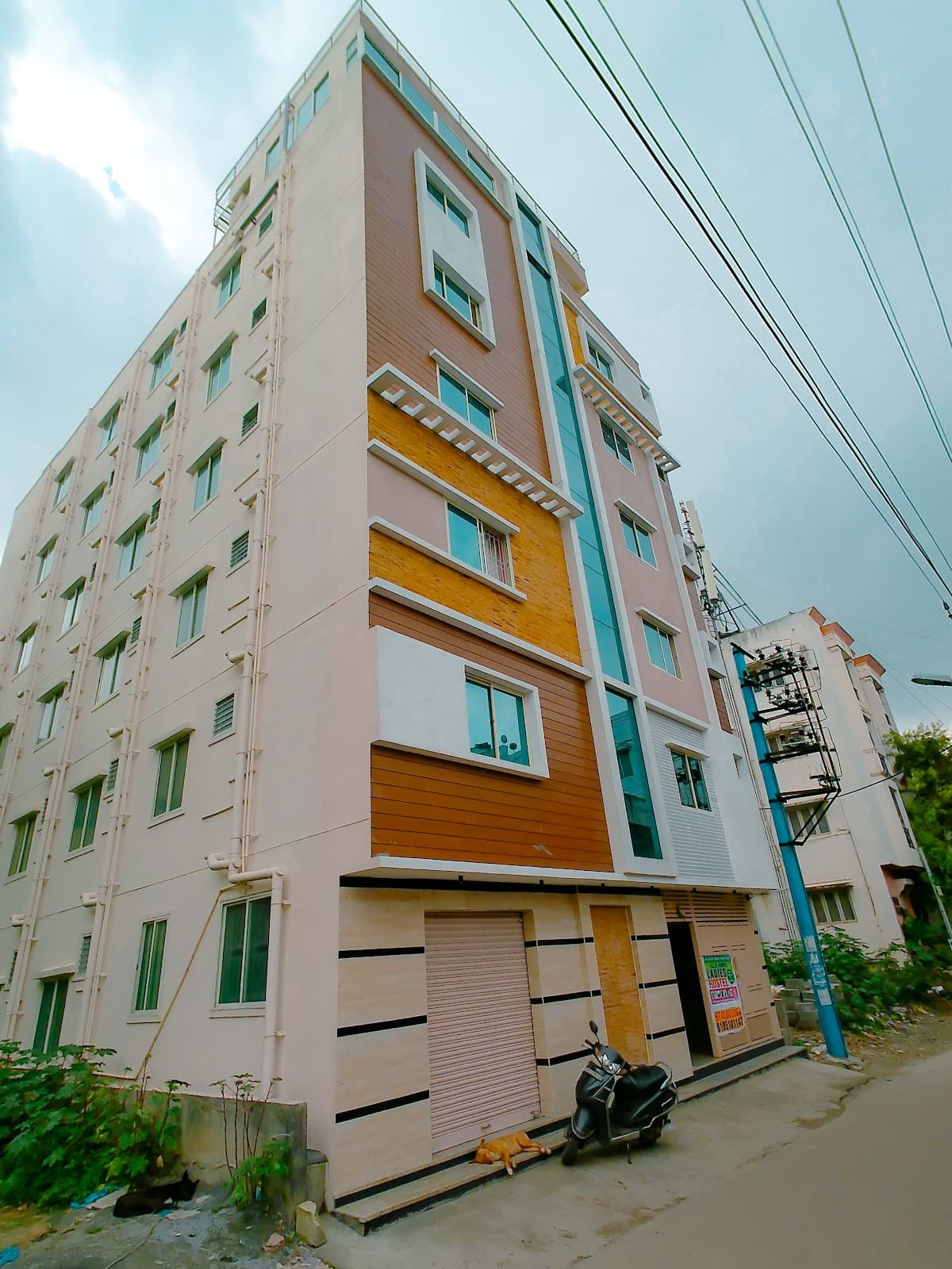 SLN home ladies hostel