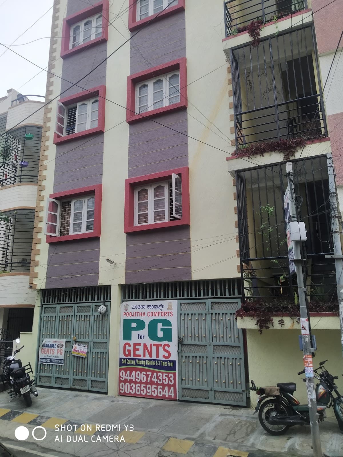 Poojitha suites PG for boys
