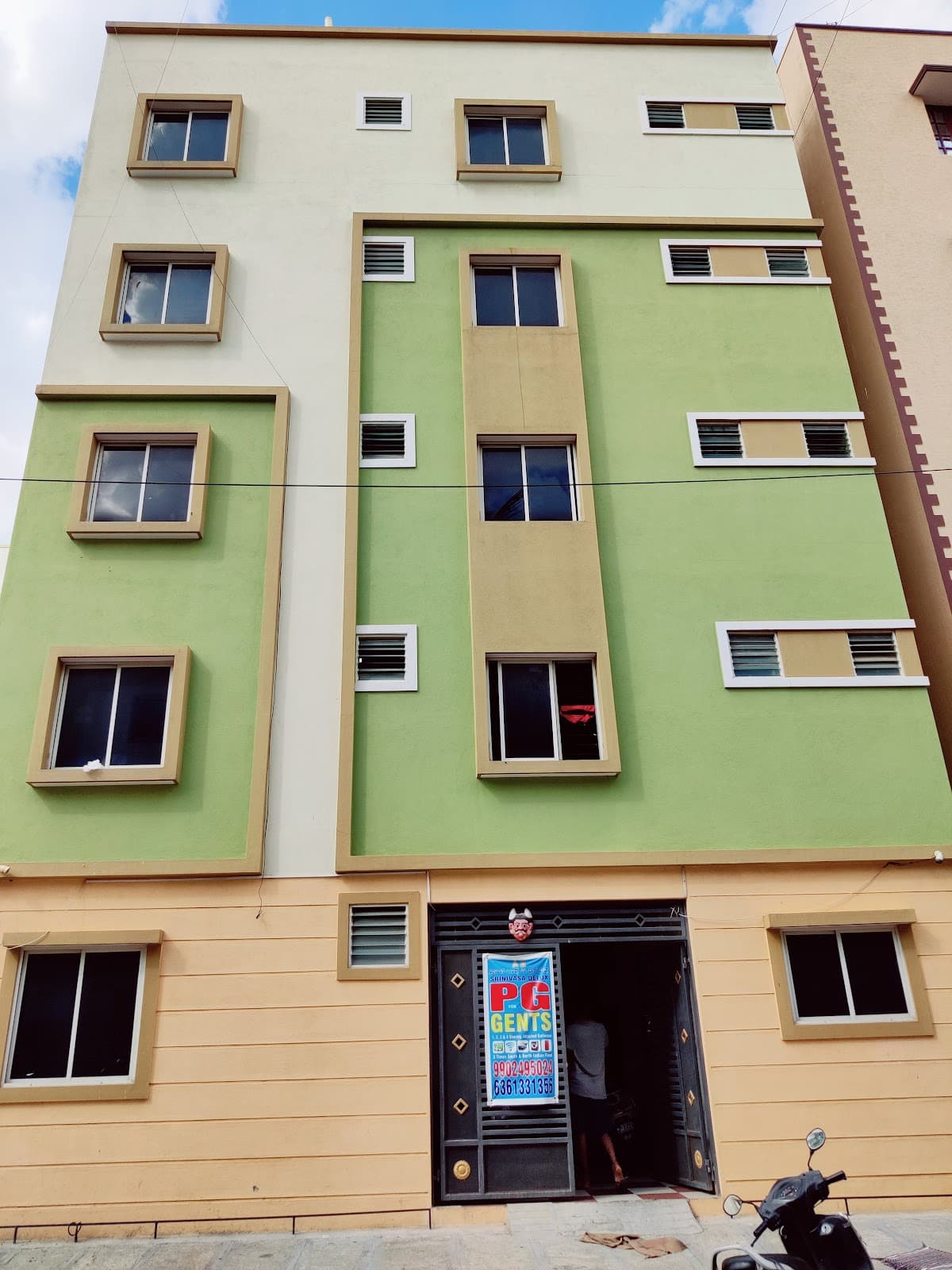 Srinivasa Delux PG for Gents