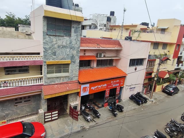 Sri Gajanana ladies pg