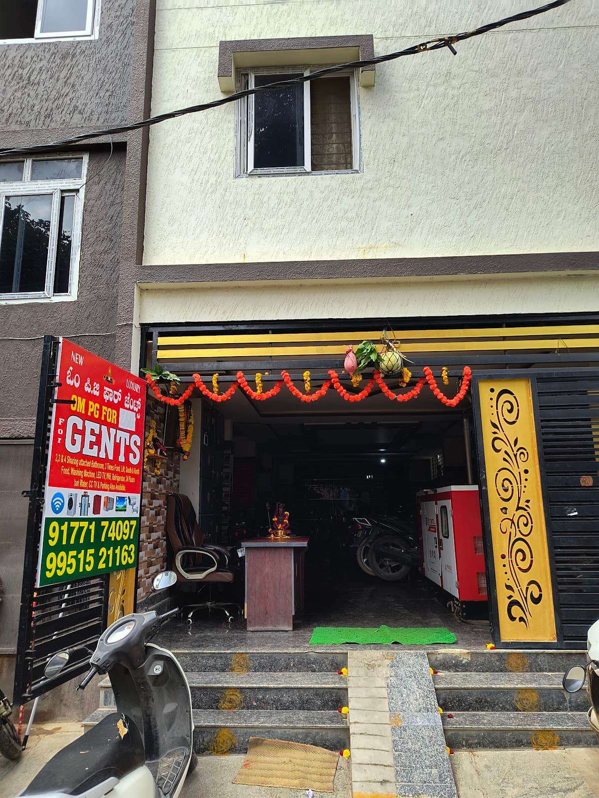 OM PG FOR GENTS