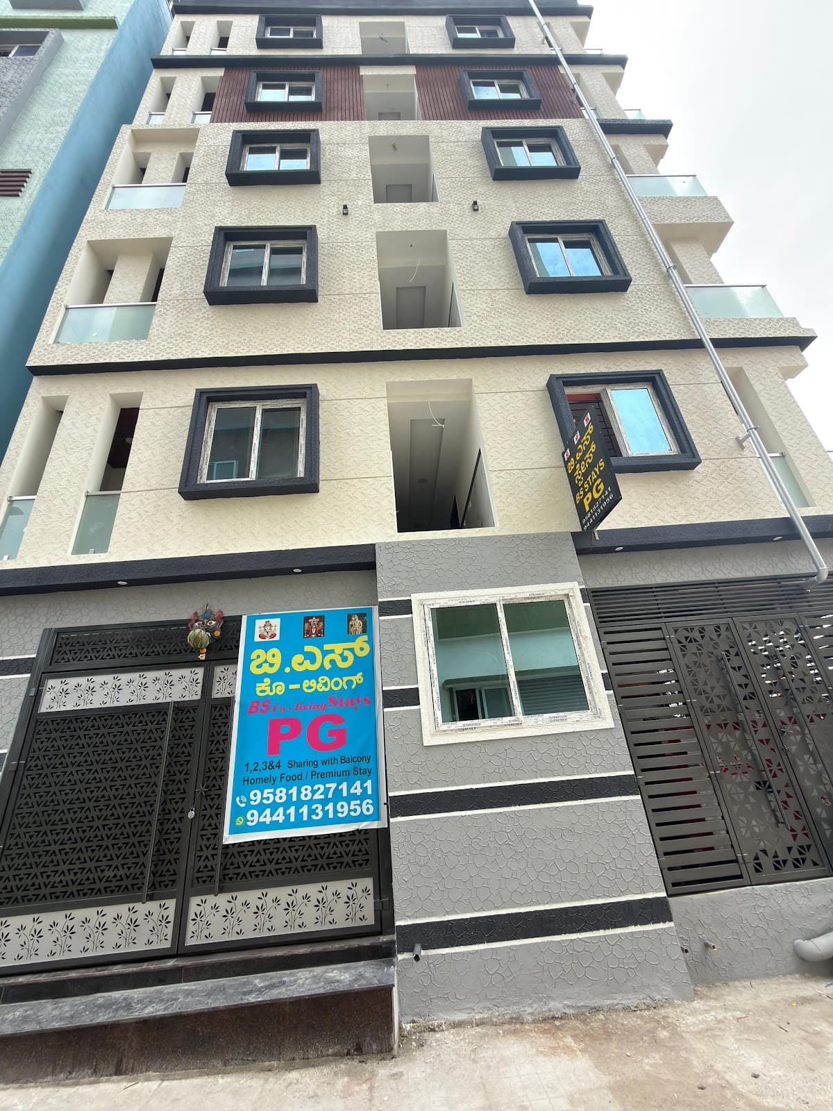 BS Co-LiVinG STAYs | PG For Men&Women