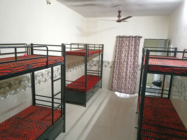 PG IN ANDHERI