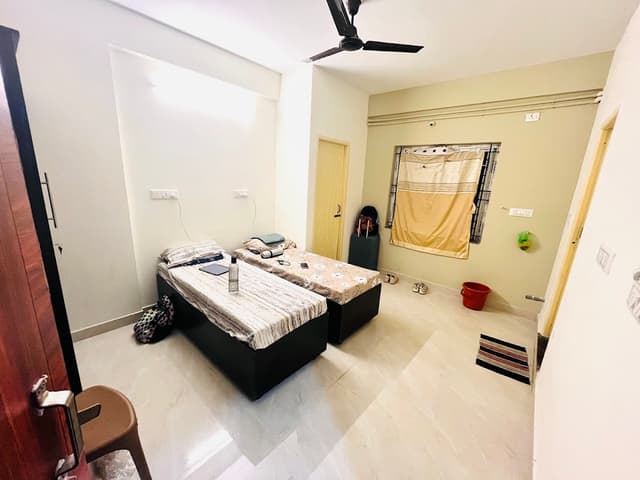 Ashraya Guest House - Girls PG