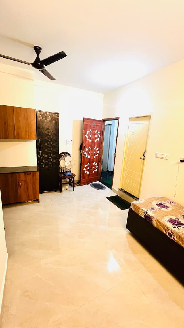 Ashraya Guest House - Girls PG