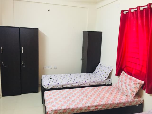 Ashraya Guest House - Girls PG