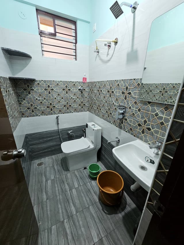Balaji hostels for women And Paying Guest