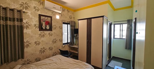 Dhaya Guest and PG accomodation