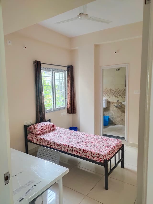 Dhruthi Homes by SBL - PG Accomodation for Men / Boys Hostel
