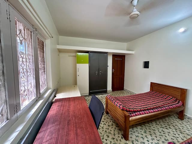 Elegant Paying Guest Accommodation