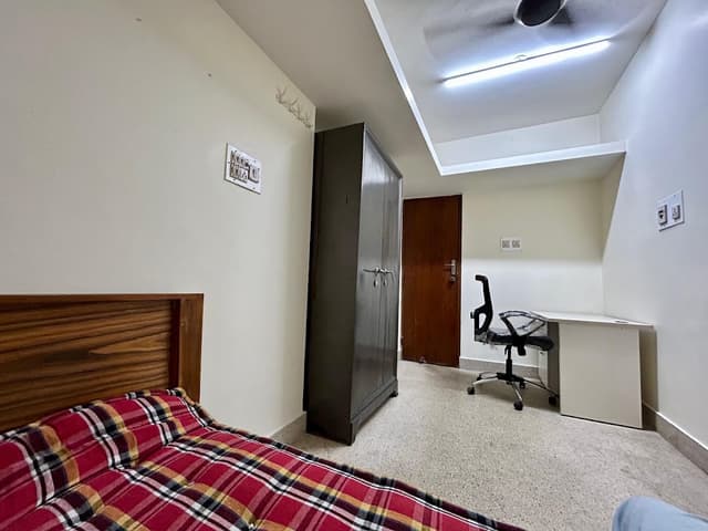 Elegant Paying Guest Accommodation