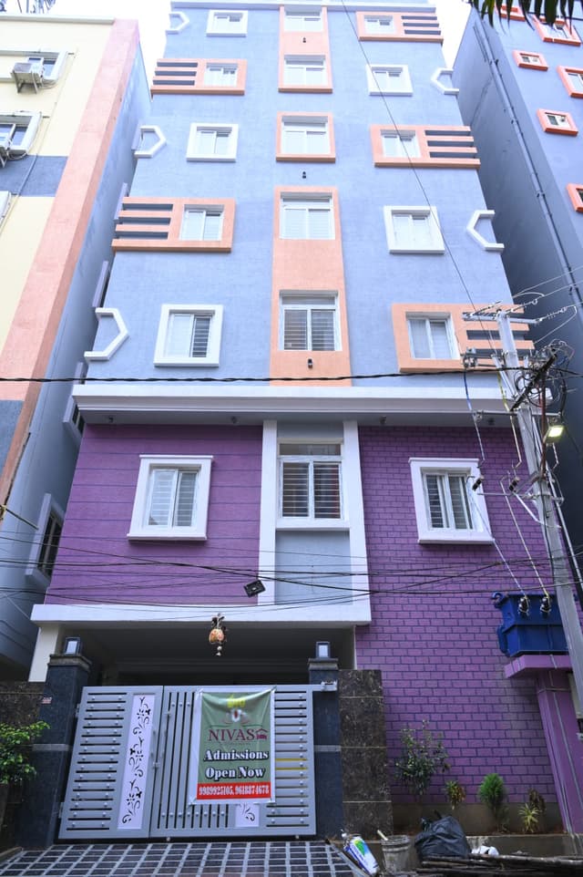 Hari Nivas Men’s PG & Hostel