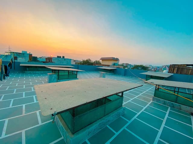 Hari Om PG in Badli, Rohini for students and professionals (bachelors)