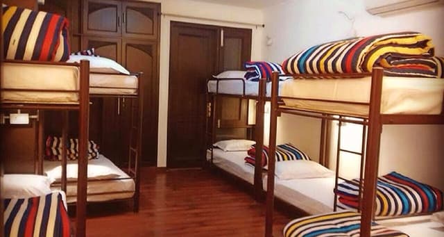Hostel Delhi pg old rajinder nagar boys