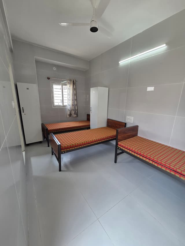 LAKSHMI GANAPATHI LUXURY PG FOR LADIES