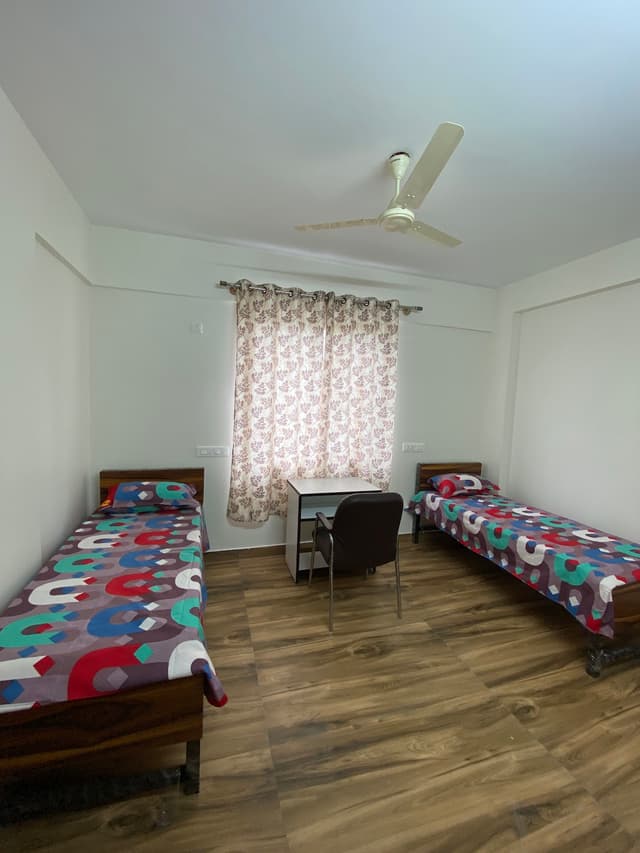 Maruthi luxury PG For Gents