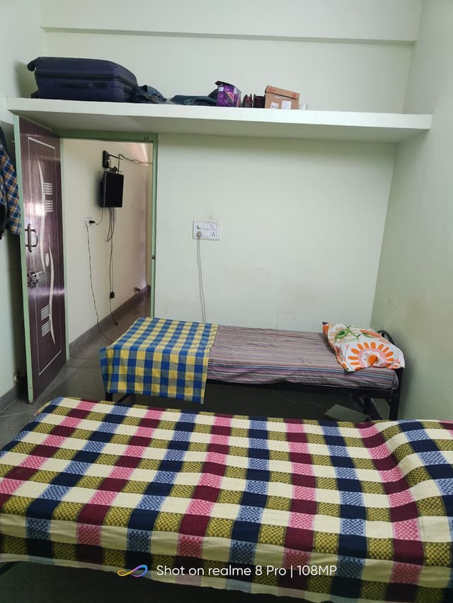 Maruthi New Luxury PG For Men