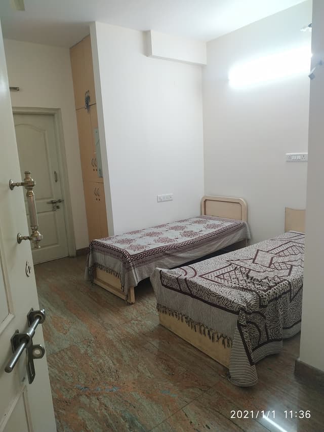 MEERA PAYING GUEST ACCOMODATION FOR LADIES
