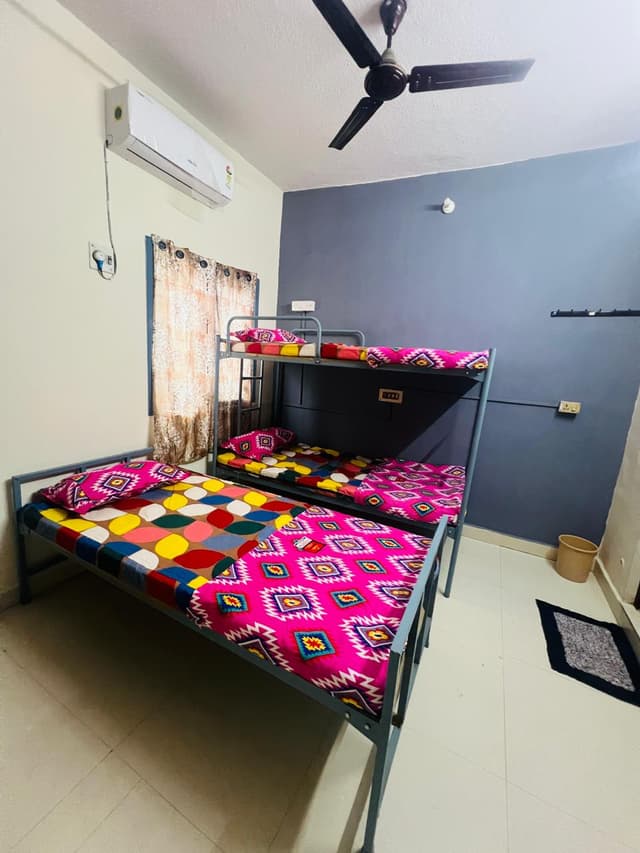 MSV Luxury PG Homestays for Boys