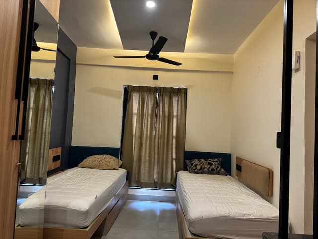 MyHost Girls Luxury PG