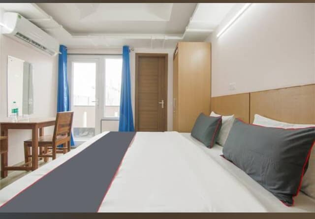 YOURS RESIDENCY
