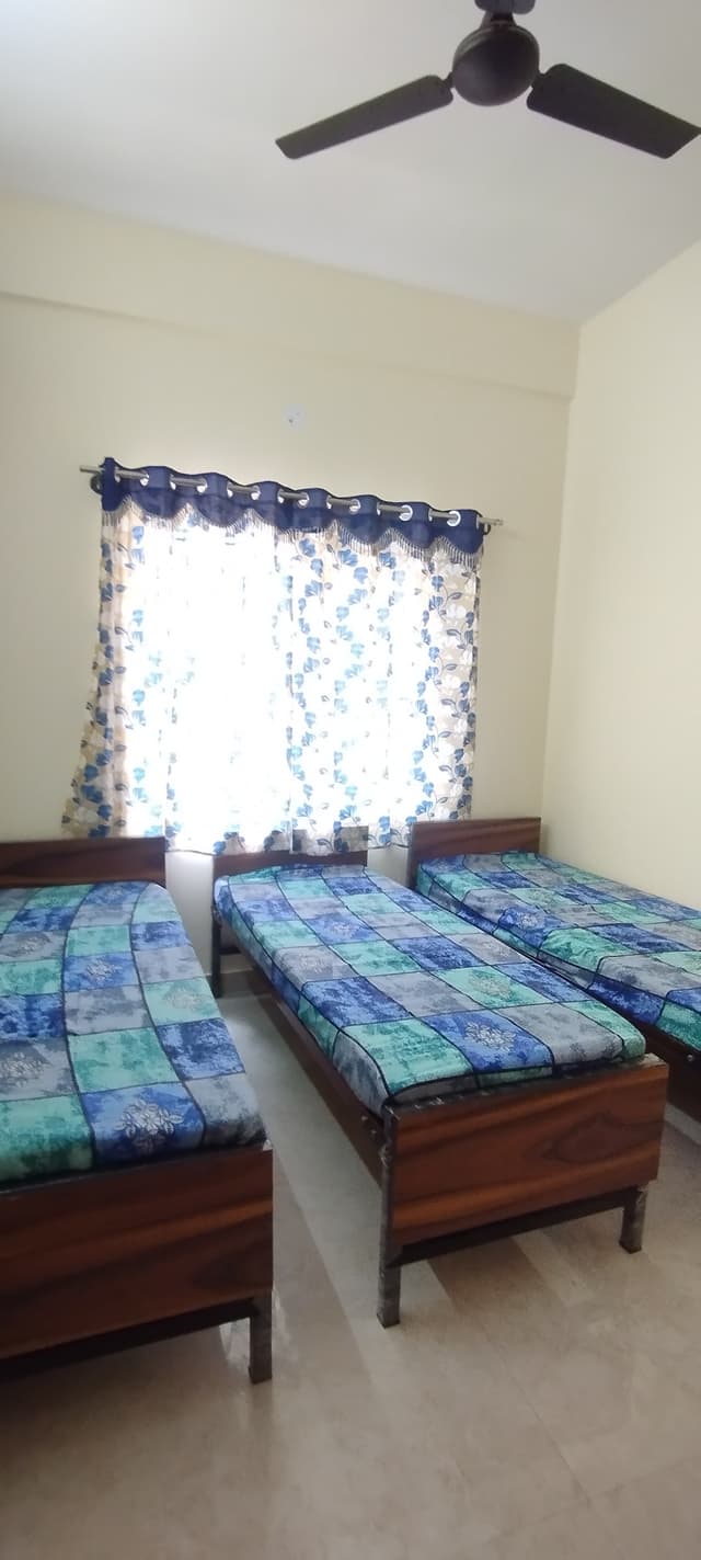 Slv Shiva Sai Luxury Gents Pg