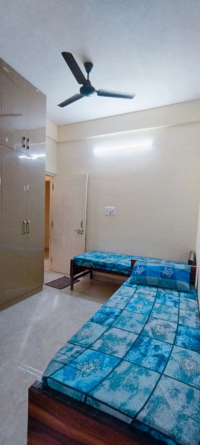 Slv Shiva Sai Luxury Gents Pg