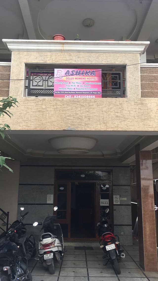 Ashika Deluxe Women Hostel