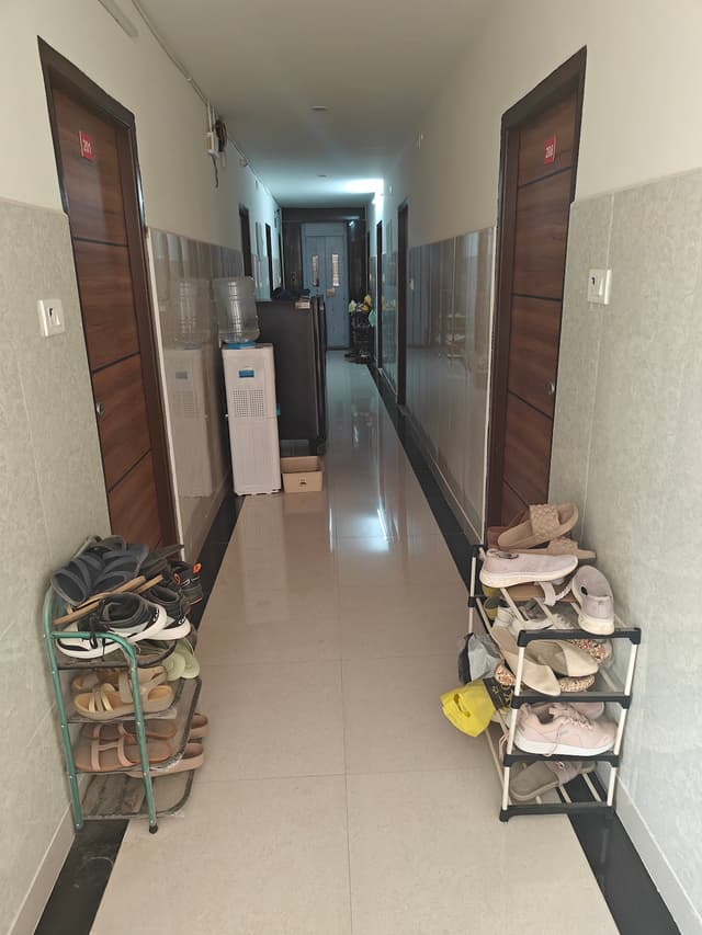 SVB Luxury Women's Executive Hostel