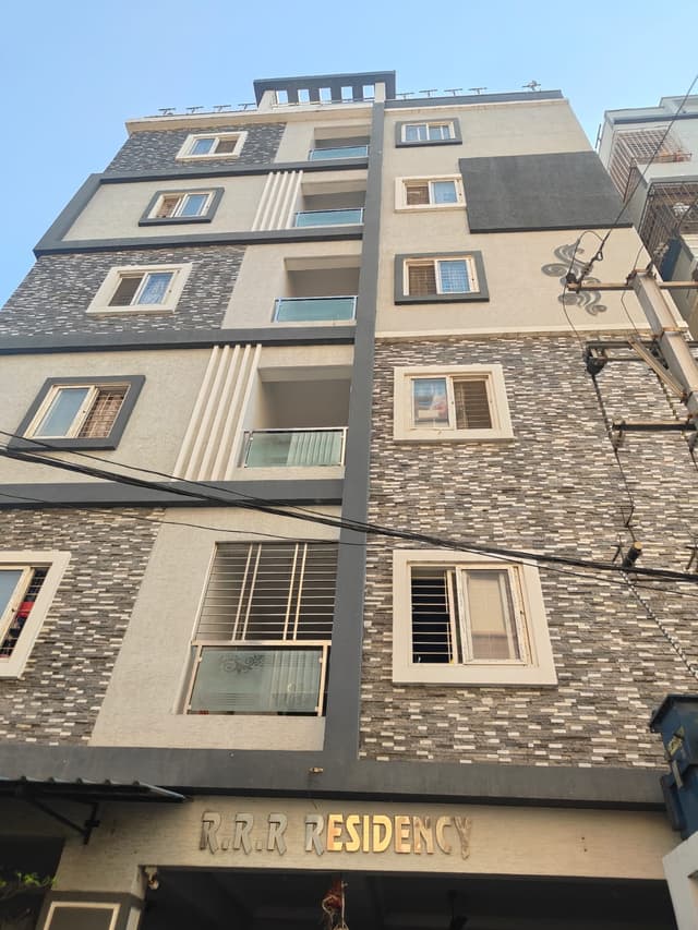 Sri Sai Ladies Deluxe Hostel