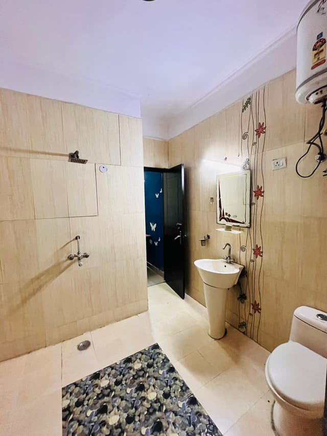 Indirapuram glorious Pg