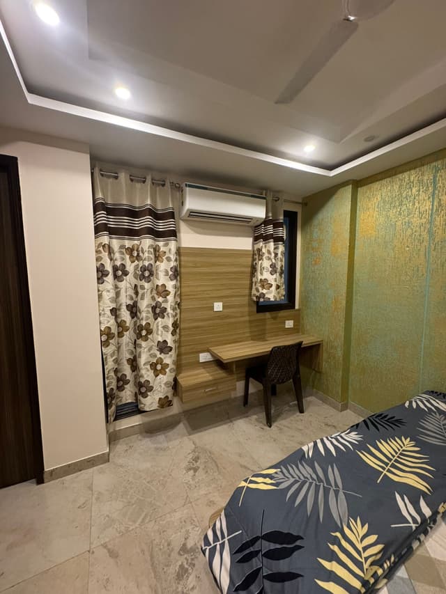 Parivar Coliving PG