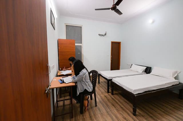 OXFORD STAY HOSTEL