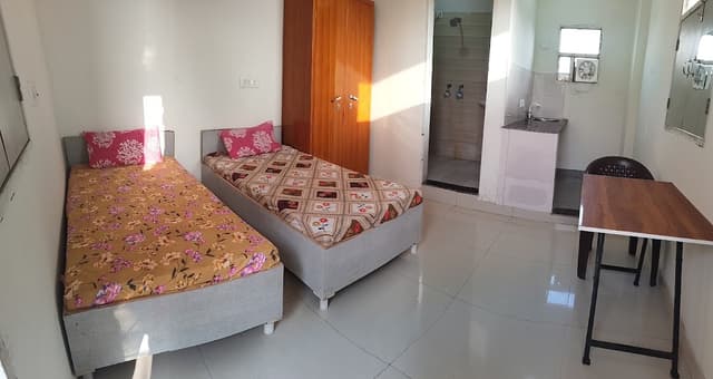GOLDEN HOME