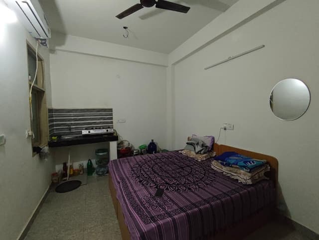 MANSHI PG & RESIDENCY