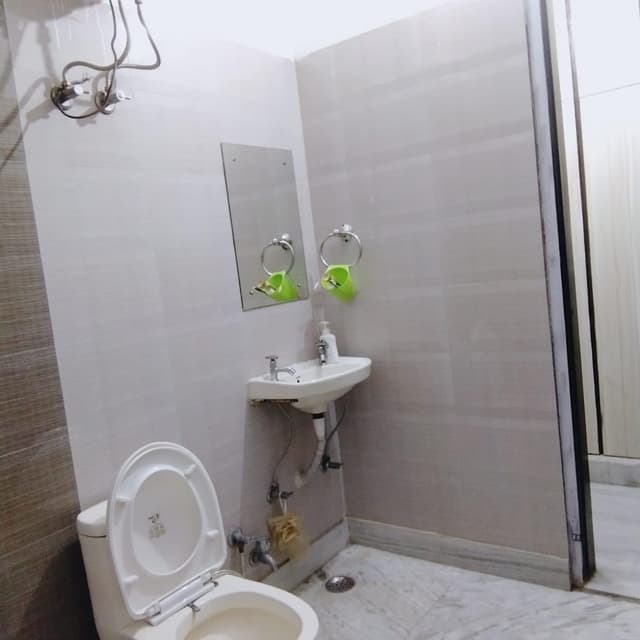 RAJA RESIDENCY