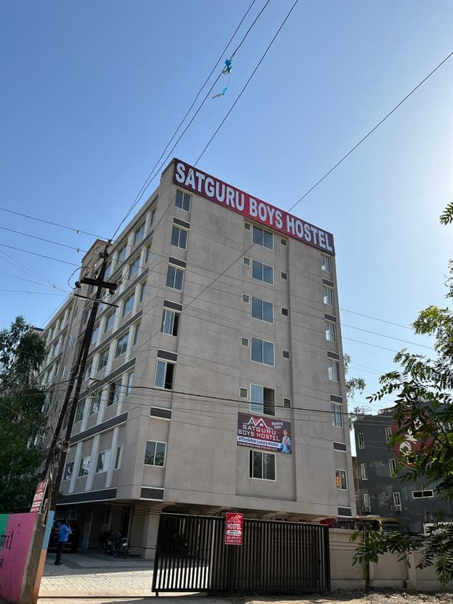 satguru boys hostel